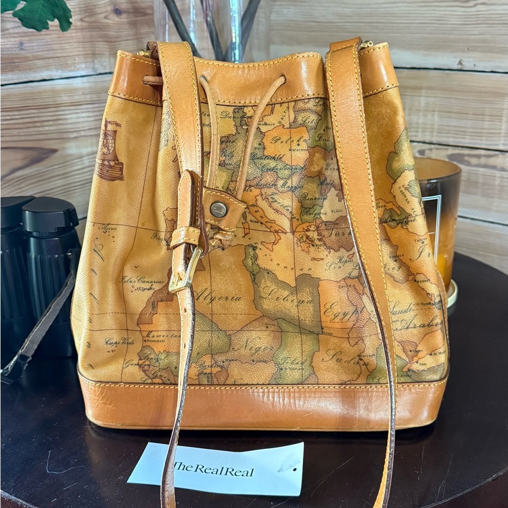 Free Shipping! Alviero Martini Geo Map Bag, 1 Classe - Great Condition